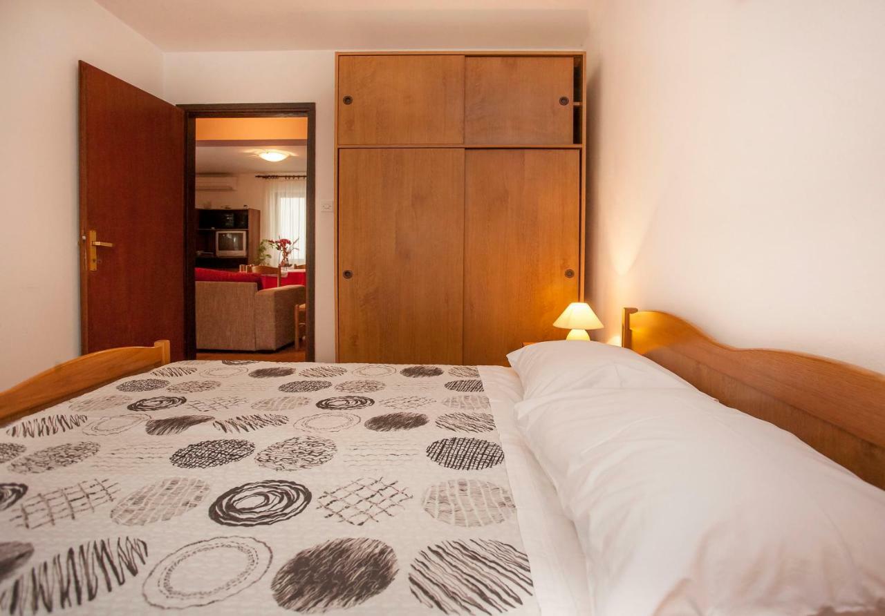 Apartment Regina Rovinj Luaran gambar