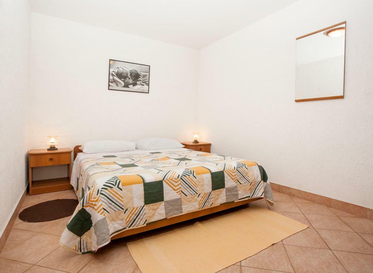 Apartment Regina Rovinj Luaran gambar