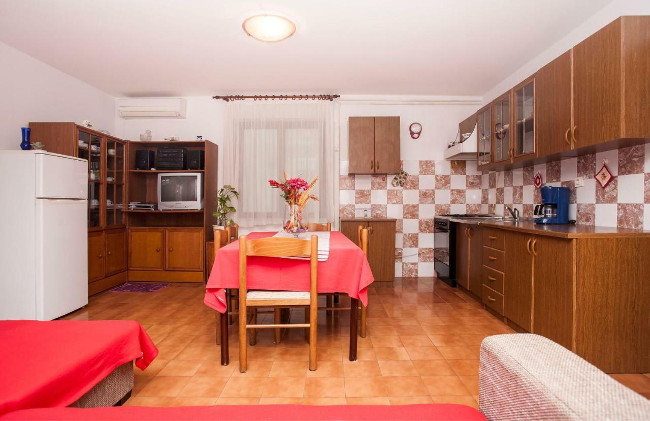 Apartment Regina Rovinj Luaran gambar